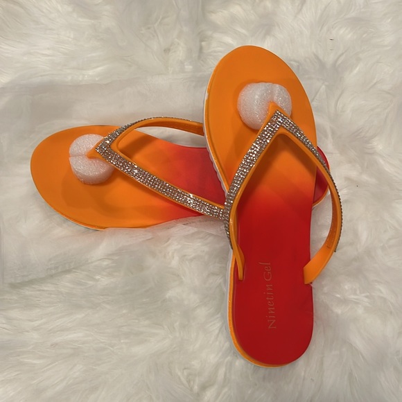 Women’s flip flops - Picture 3 of 4